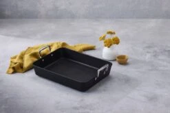 Le Creuset Toughened Nonstick Roaster -Exped || Le Creuset || de Buyer Sales Store 52104350010101 LS00005 1280x1280