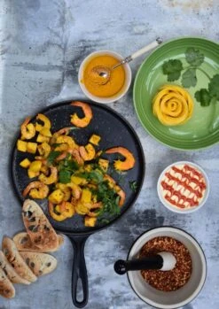 Le Creuset Small Crepe Pan -Exped || Le Creuset || de Buyer Sales Store 91003400140000 20136270000460 LS00001 1280x1280