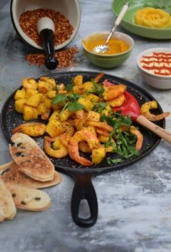 Le Creuset Small Crepe Pan -Exped || Le Creuset || de Buyer Sales Store 91003400140000 20136270000460 LS00002 1280x1280